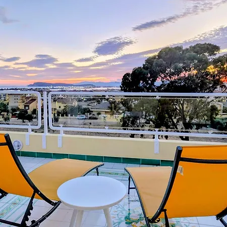 Oasis On The Gulf With A Sea View - Unique Roof