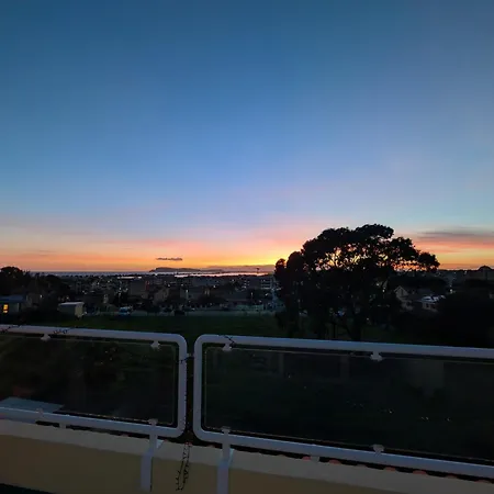 Oasis On The Gulf With A Sea View - Unique Roof Apartamento