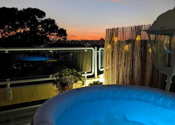 Oasis On The Gulf With A Sea View - Unique Roof