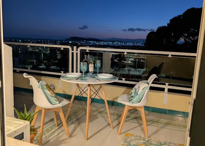 Oasis On The Gulf With A Sea View - Unique Roof *